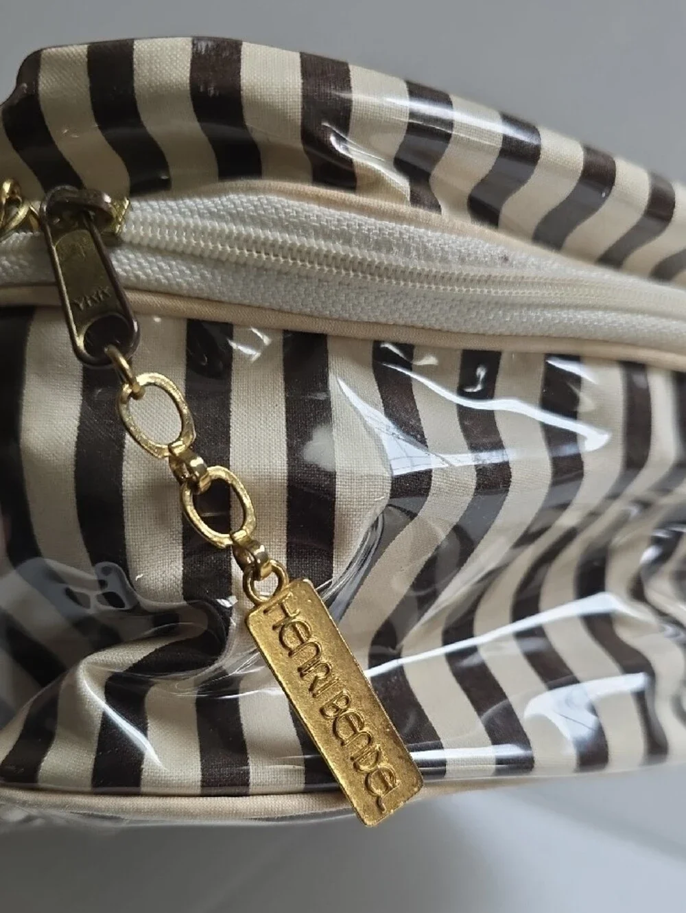 VINTAGE HENRI BENDEL MAKE UP CASE